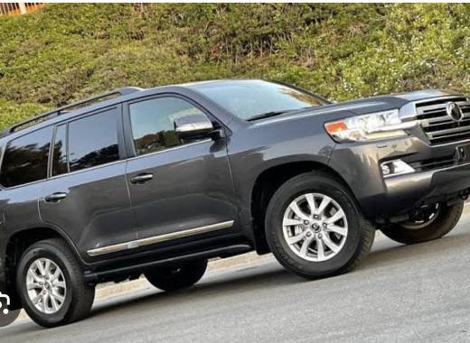 Toyota Land Cruiser V8 2020