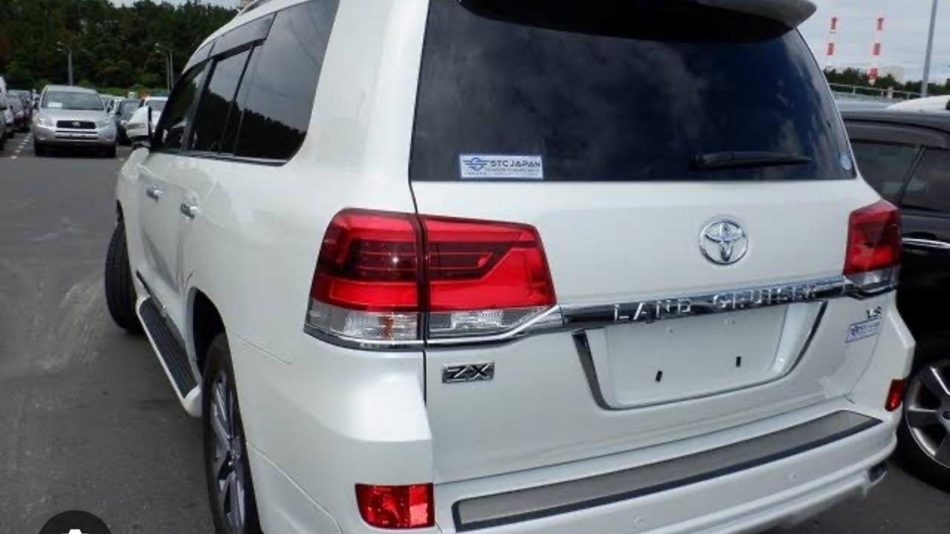 Toyota Land Cruiser V8 2020