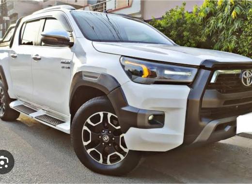 Toyota Revo 2020-2021