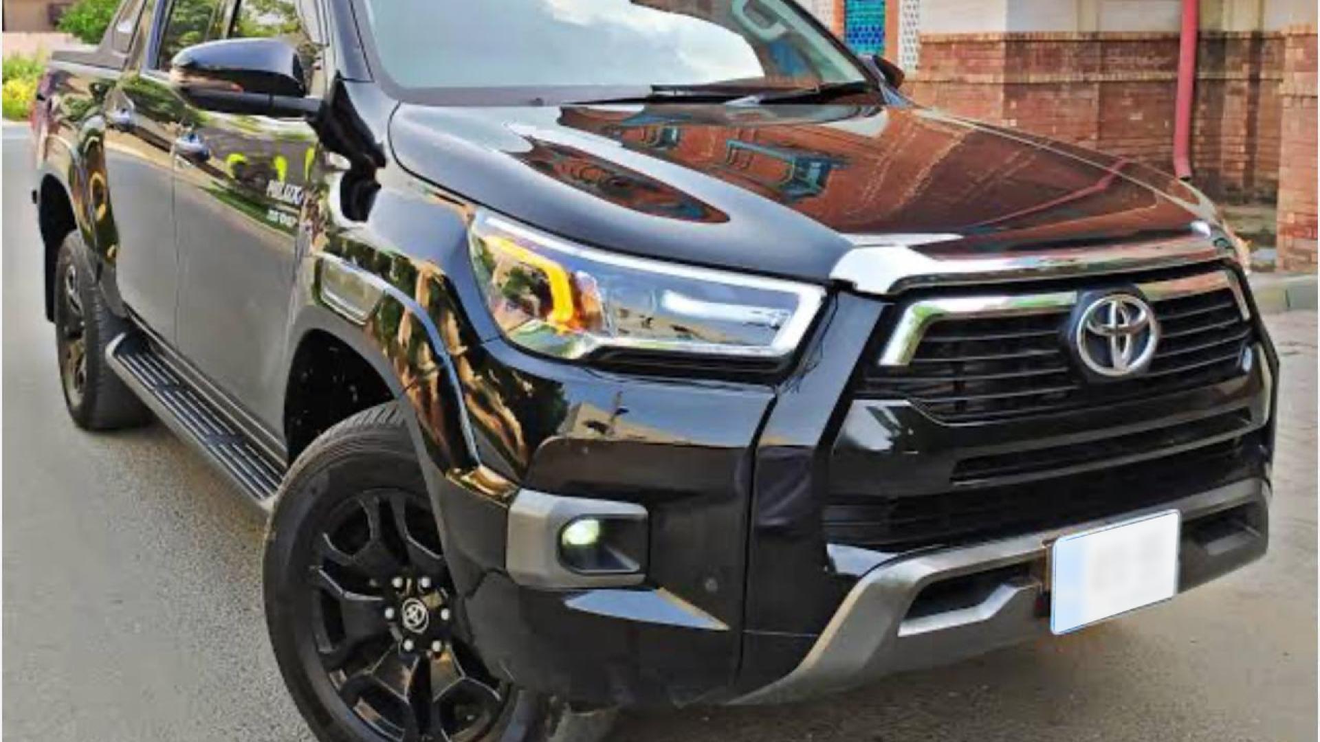 Toyota Revo 2020-2021